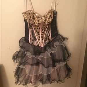 Beautiful formal masquerade dress!